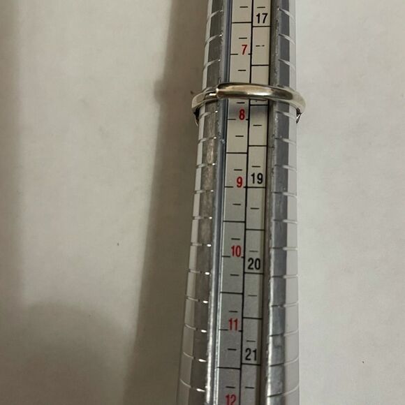 SILVERTONE LEAF RING - Picture 4 of 4